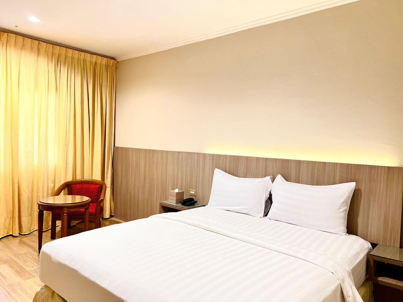 Royal Asia Hotel 팔렘방 외부 사진