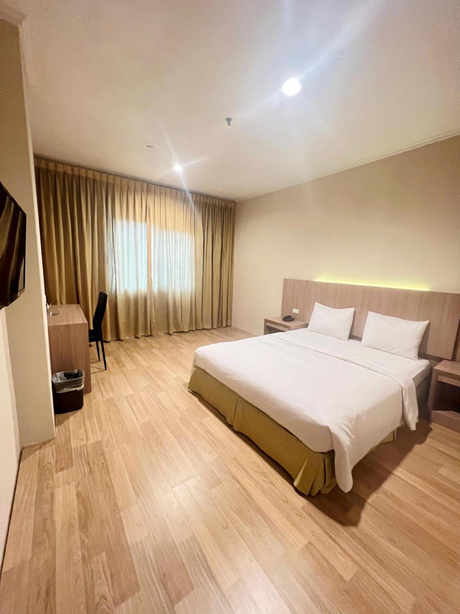 Royal Asia Hotel 팔렘방 외부 사진